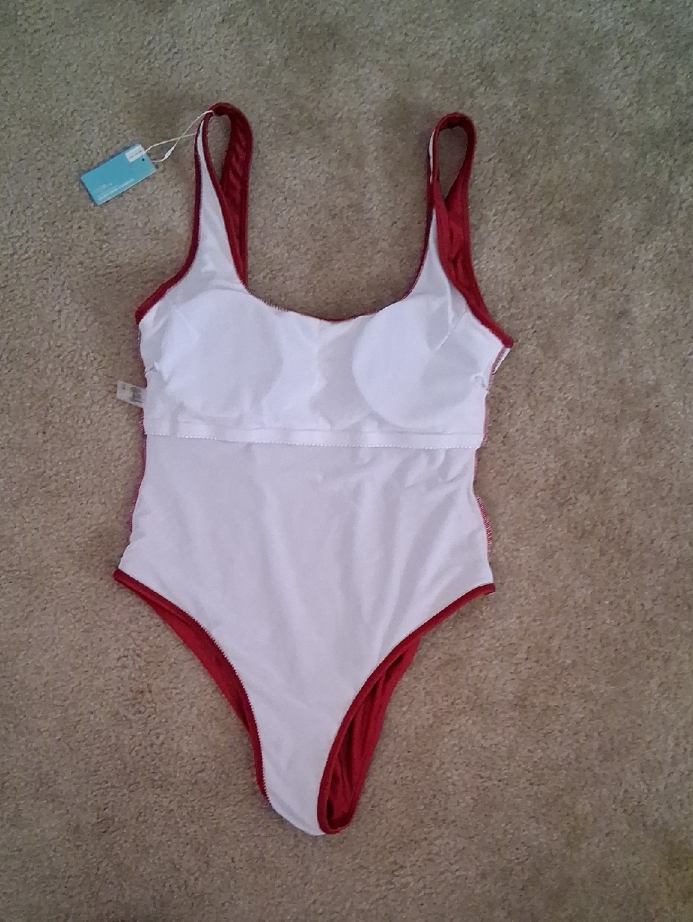 Swimsuit - Picture 7 of 8